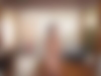 Laica's hot photo – thumbnail
