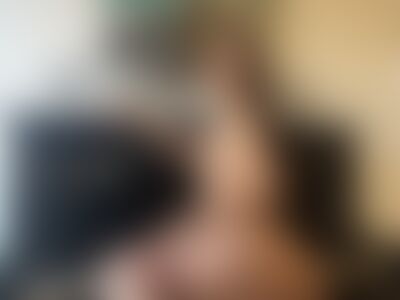 88f4eaa2-58b0-453b-8f39-ff92ae91030c's hot photo – thumbnail