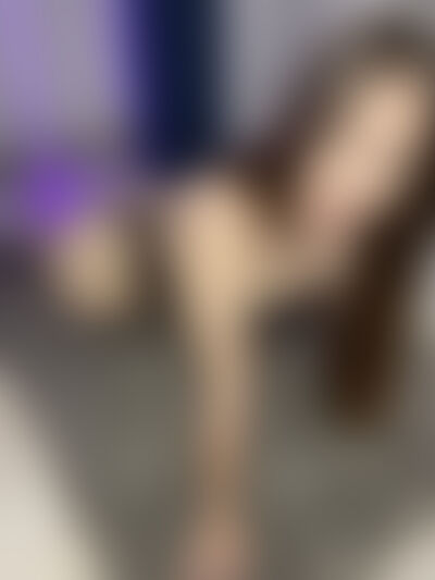 5eab4b80-dc51-492b-98e8-951ffb99e3e3's hot photo – thumbnail