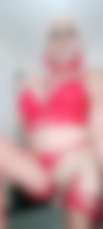 7729eec7-4465-4a42-a208-cad4da9ec720's hot photo – thumbnail