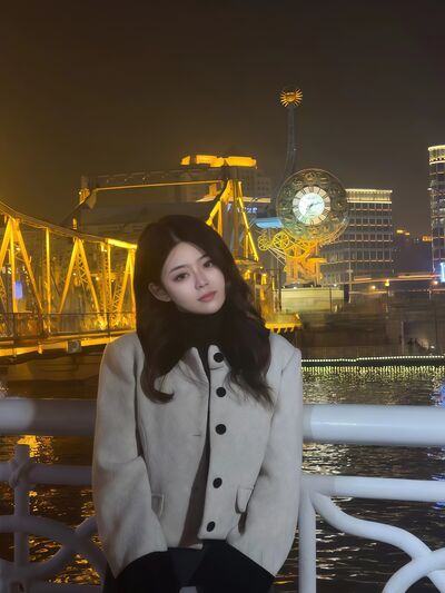0a29fc89-5bdc-4c78-9b2f-04292f38837d's hot photo – thumbnail