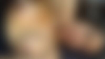 9074b311-4802-48fb-8b68-1d0b85d52786's hot photo – thumbnail