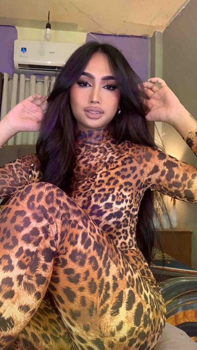 ElleJames's hot video