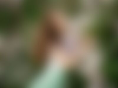 SOPHIEandBLAIR's hot photo – thumbnail