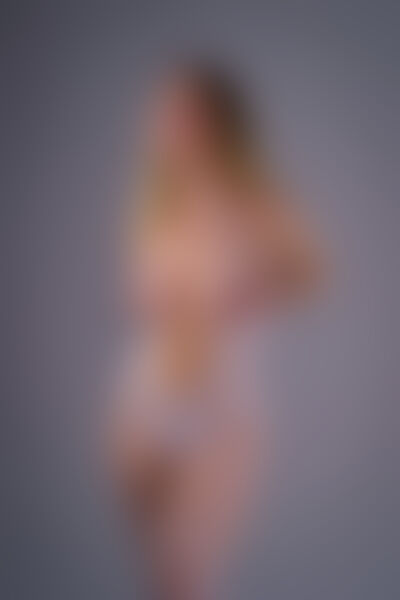 4dc7cc09-405f-40c7-aaf8-1a9f7dd6d579's hot photo – thumbnail